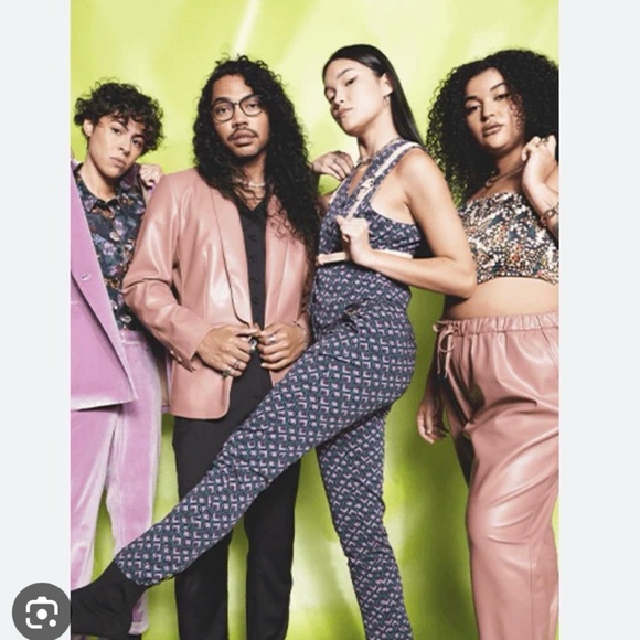 NWT Wildfang Soft Empower Vegan Leather Tux Blazer - Picture 13 of 14